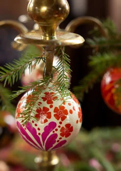 Julkula "Gnistra" i papier maché-Gudrun Sjödén New