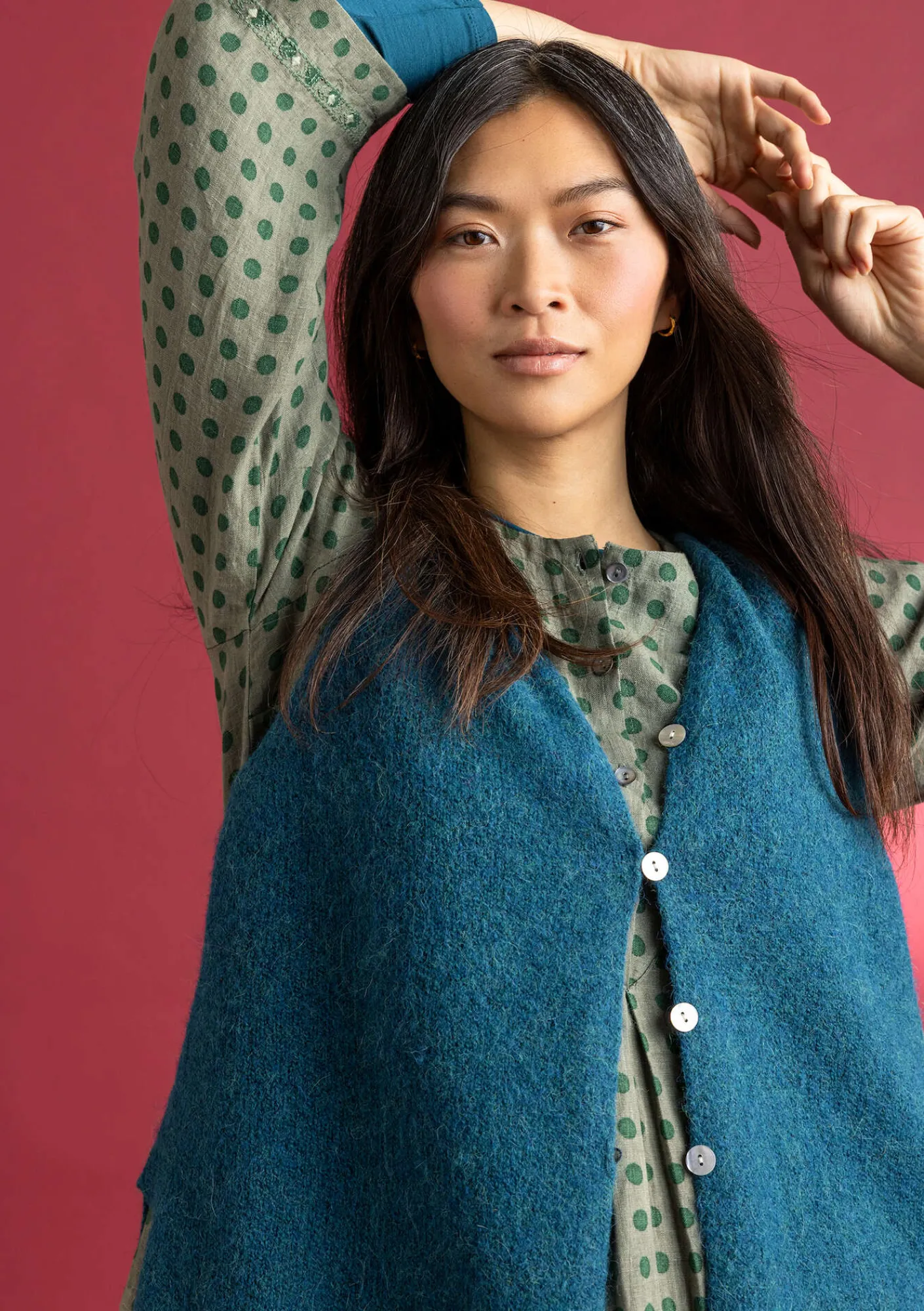 Stickad väst i alpackamix-Gudrun Sjödén Hot